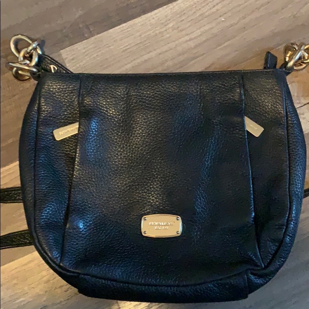 100% Authentic Michael Kors crossbody